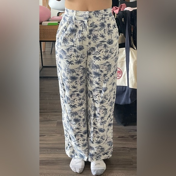 Tailored Linen-Blend Wide Leg Pants - Picture 4 of 6